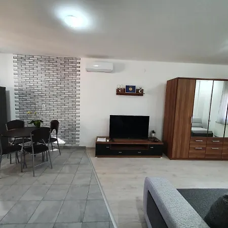 Fischer * Hajdúszoboszló